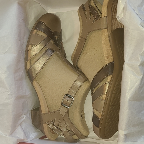 Clarks Women's Aubrey Pump, New Khaki Multi, Size 11 M - Picture 13 of 13